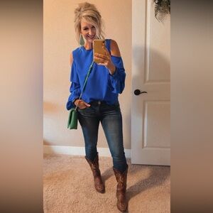 Blue Cold Shoulder Pintuck Sleeve Detail Blouse